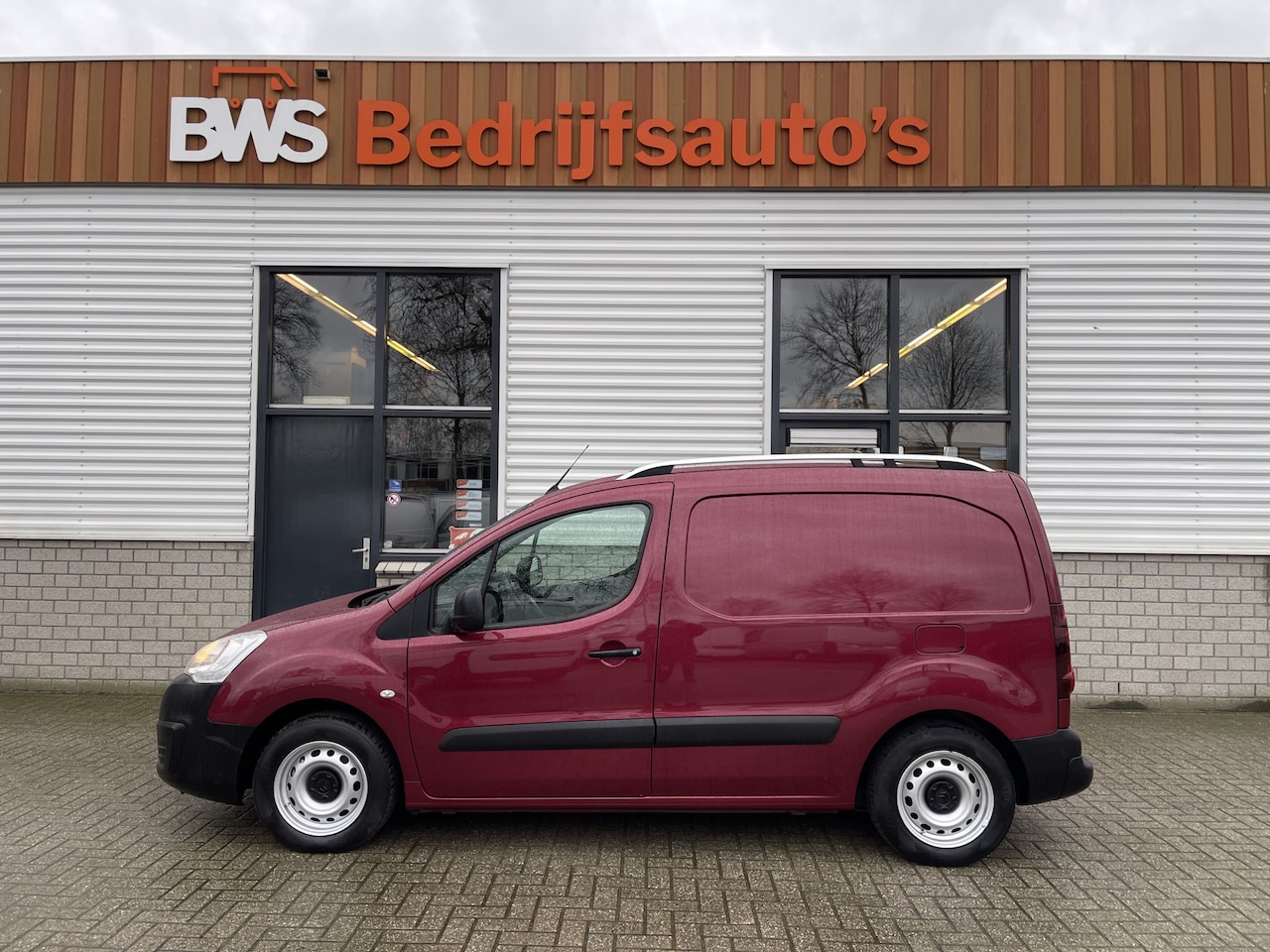 Citroën Berlingo - 1.6 BlueHDI 75 Comfort / vaste prijs rijklaar € 7950 ex btw / lease vanaf € 146 / euro 6 d - AutoWereld.nl