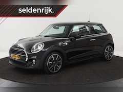 MINI Cooper - 1.5 Cooper | Leder | Carplay | Navigatie | Cruise control | Airco | 18'' lichtmetalen velg