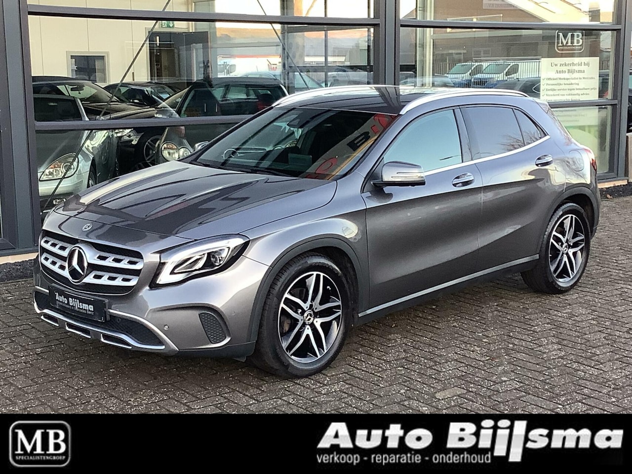 Mercedes-Benz GLA-Klasse - 180 180, urban, led verlichting, navi, 360 camera, zeer compleet, - AutoWereld.nl