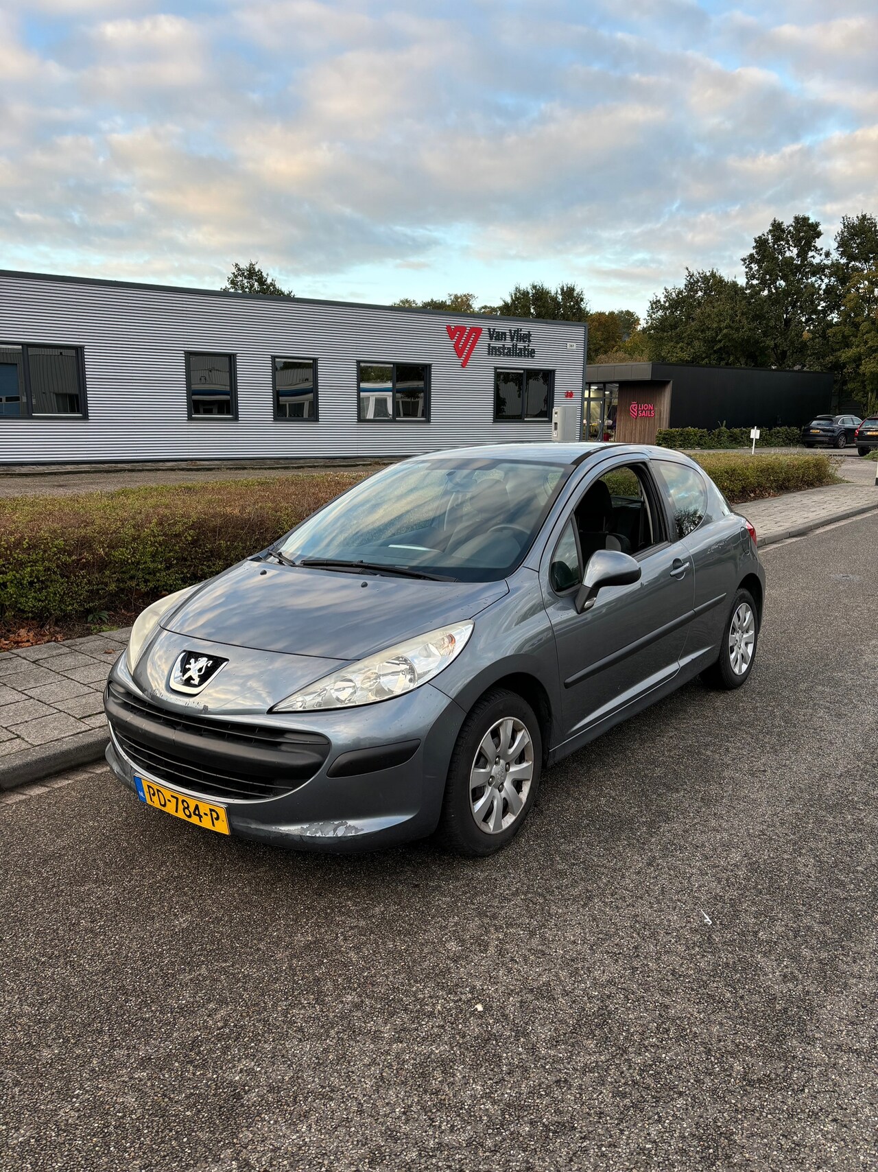 Peugeot 207 - 1.4 HDI XS AIRCO - AutoWereld.nl