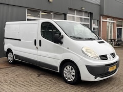 Renault Trafic - 2.0 dCi L2H1 Airco 3-Persoons Trekhaak 2000kg trekgewicht Kastinrichting Euro 4 SERVO KAPU