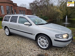 Volvo V70 - 2.3 T-5 Comfort Line Youngtimer Zeer mooi Automaat Airco