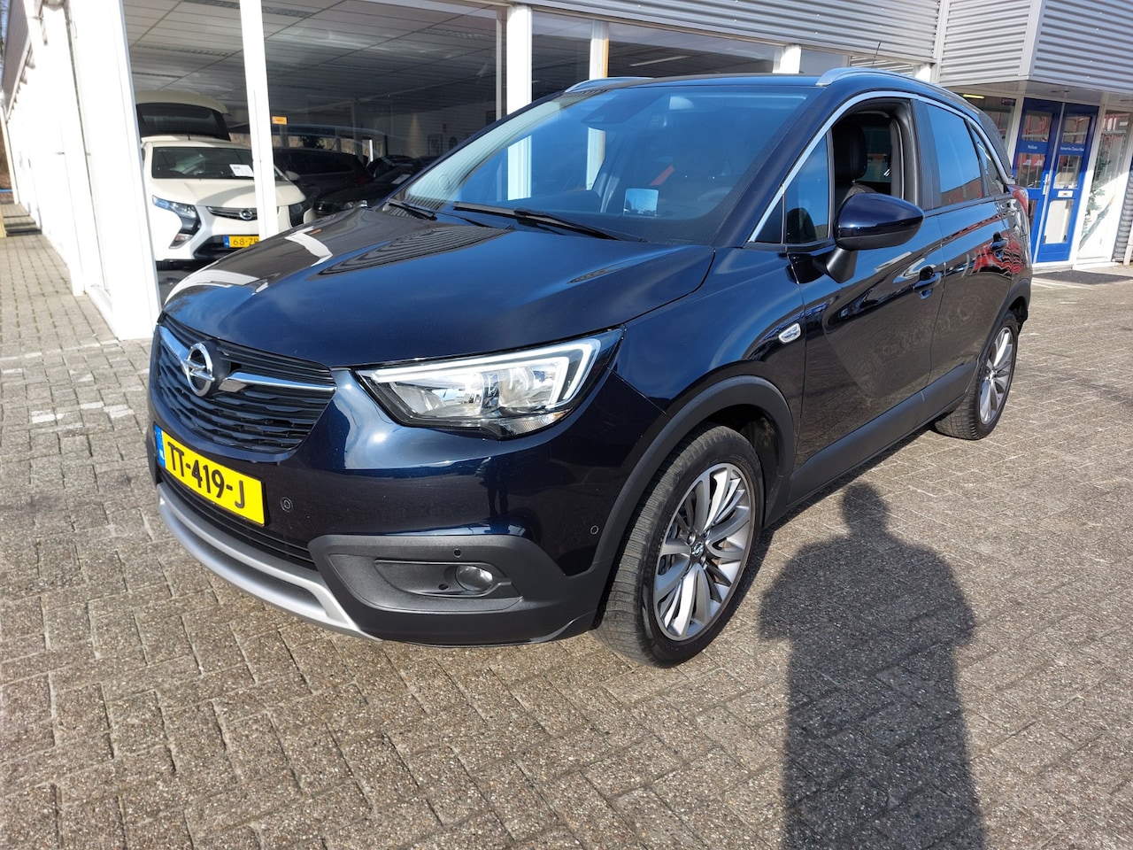 Opel Crossland X - 1.2 Turbo Online Edition head-up display, stuurverwarming, trekhaak - AutoWereld.nl