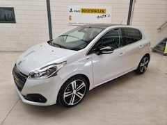 Peugeot 208 - 1.2 PureTech GT-Line Ecc | Navi | Pano dak | Lmv | Cv op afstand