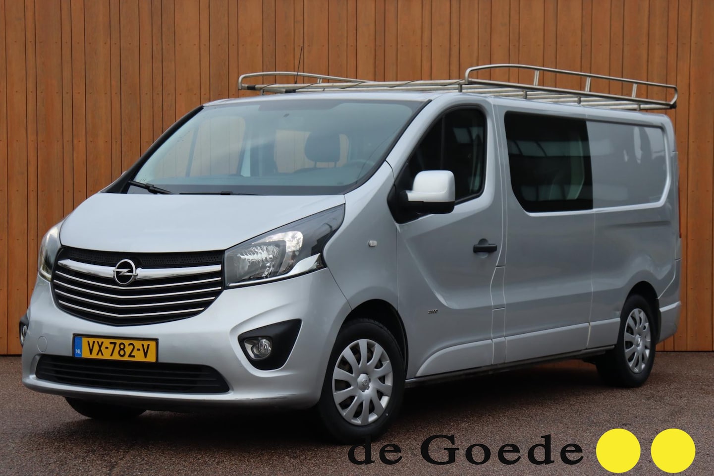 Opel Vivaro - 1.6 CDTI L2H1 DC Sport EcoFlex org. NL-auto - AutoWereld.nl