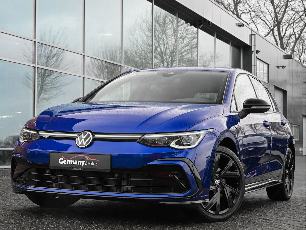 Volkswagen Golf - 2.0TSI 190pk 4Motion R-Line Lapiz Matrix-LED Sfeerverl ACC Stoel/Stuurverw - AutoWereld.nl