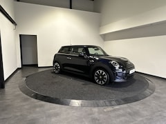 MINI Mini-Electric - Resolute Edition 33 kWh | Lederen bekleding | Parkeersensoren voor en achter | Parkeerassi