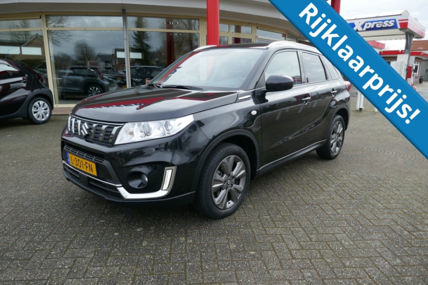 Suzuki Vitara - 1.0 B.JET SELECT  AUTOMAAT/TREKHAAK/CAMERA - AutoWereld.nl