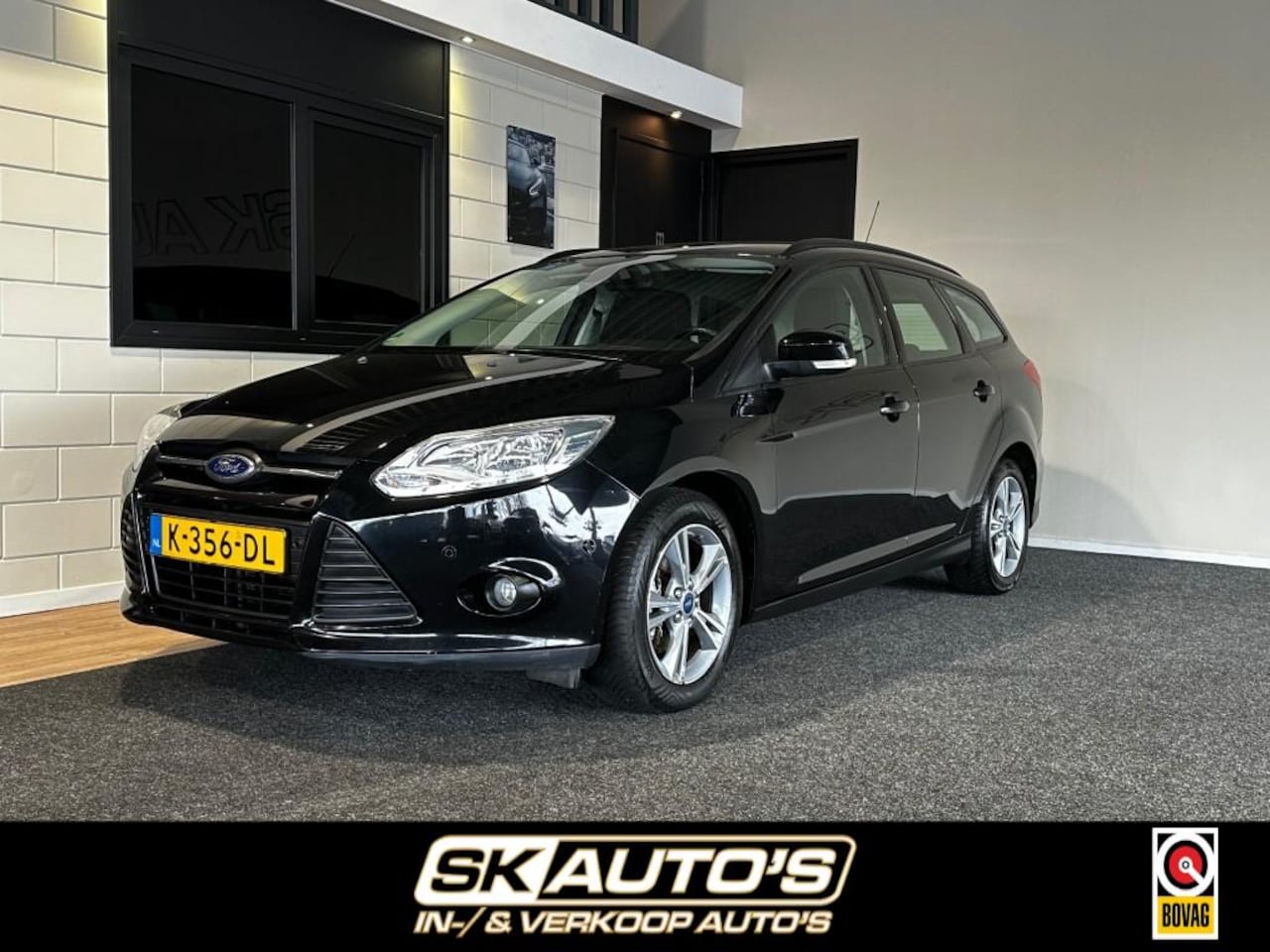 Ford Focus - 1.0 ECOB. LEASE TR. AIRCO, NAVI, STOELVERW, BLUETOOTH - AutoWereld.nl