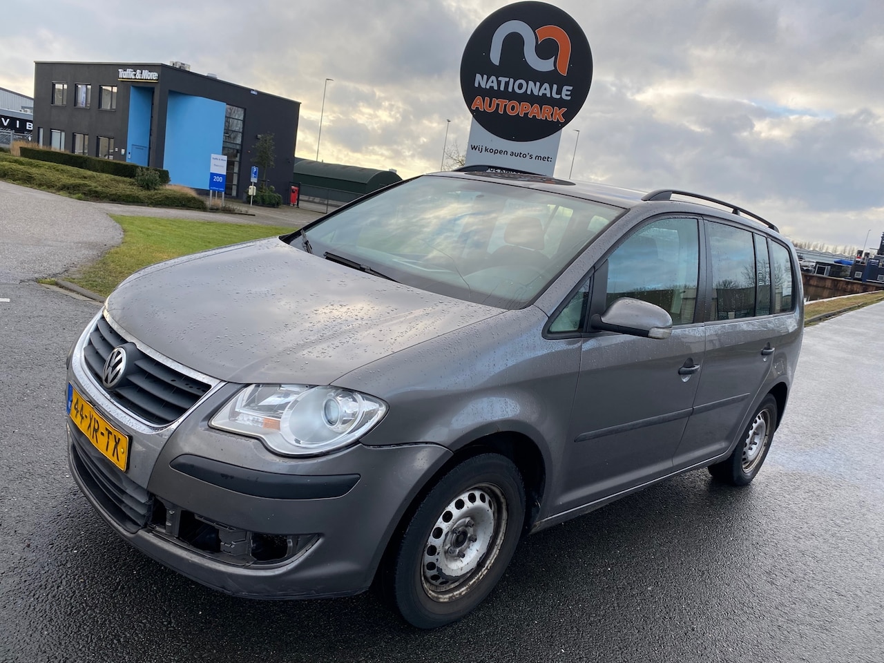 Volkswagen Touran - 2007 * 1.9 TDI Optive * 7.PERSON * EXPORT !! - AutoWereld.nl