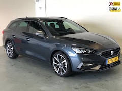 Seat Leon Sportstourer - 1.5 TSI 150PK FR - Navi - Parkeerhulp - Virt.Cockpit - Org.NL