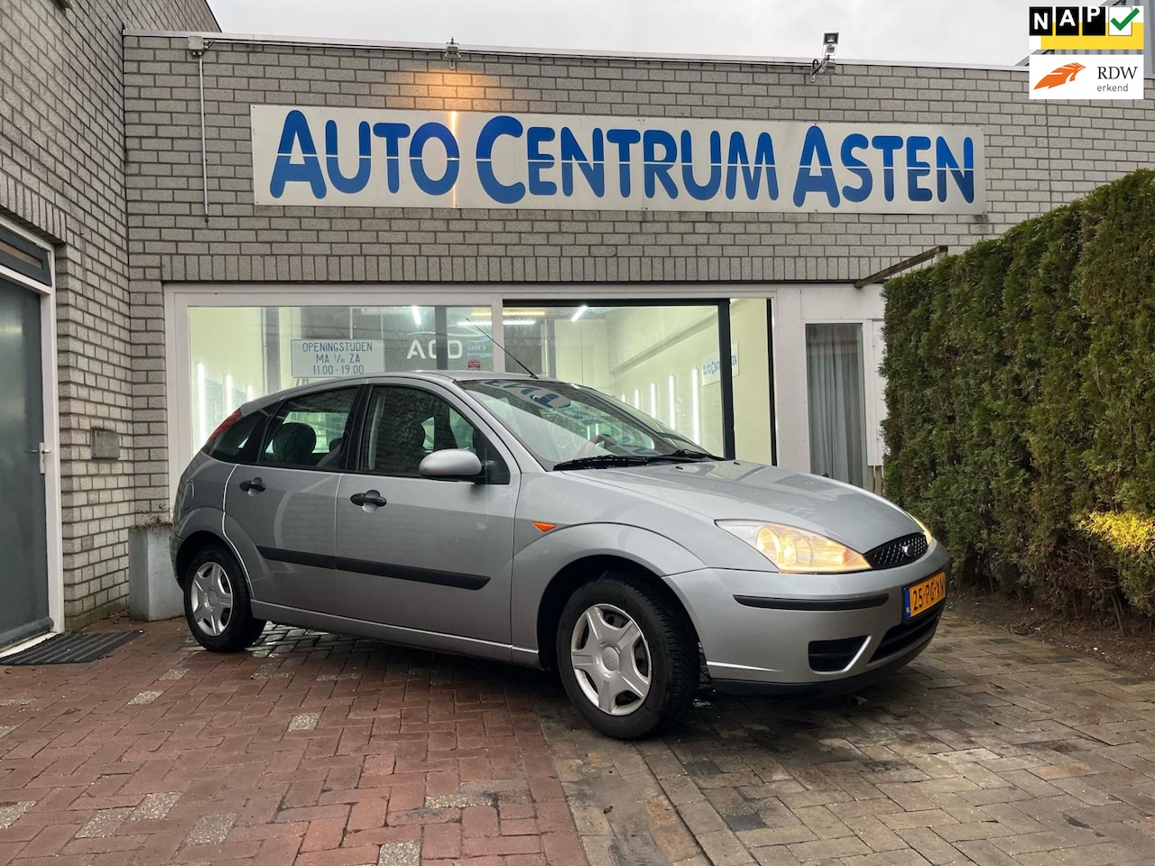 Ford Focus - 1.4-16V Ambiente Prachtige staat - AutoWereld.nl