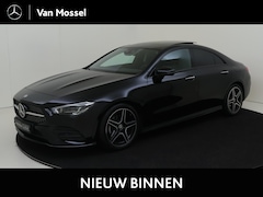 Mercedes-Benz CLA-Klasse - 180 Business Solution AMG / Stoelverwarming / Achteruitrijcamera / Panaroma-schuifdak / Me