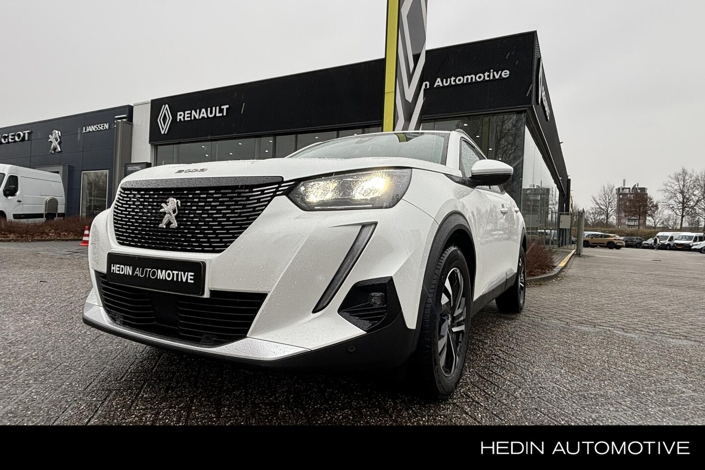 Peugeot 2008 - 100PK Allure ''Clima, Cruise, Apple carplay/Andriod auto'' - AutoWereld.nl