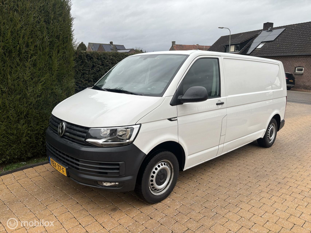 Volkswagen Transporter - 2.0 TDI L2H1 Highline 2.0 TDI L2H1 Highline - AutoWereld.nl