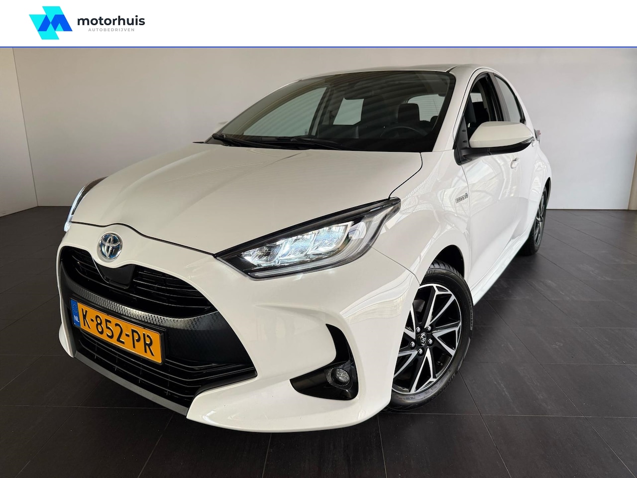 Toyota Yaris - 1.5 Hybrid 116pk CVT Dynamic - AutoWereld.nl