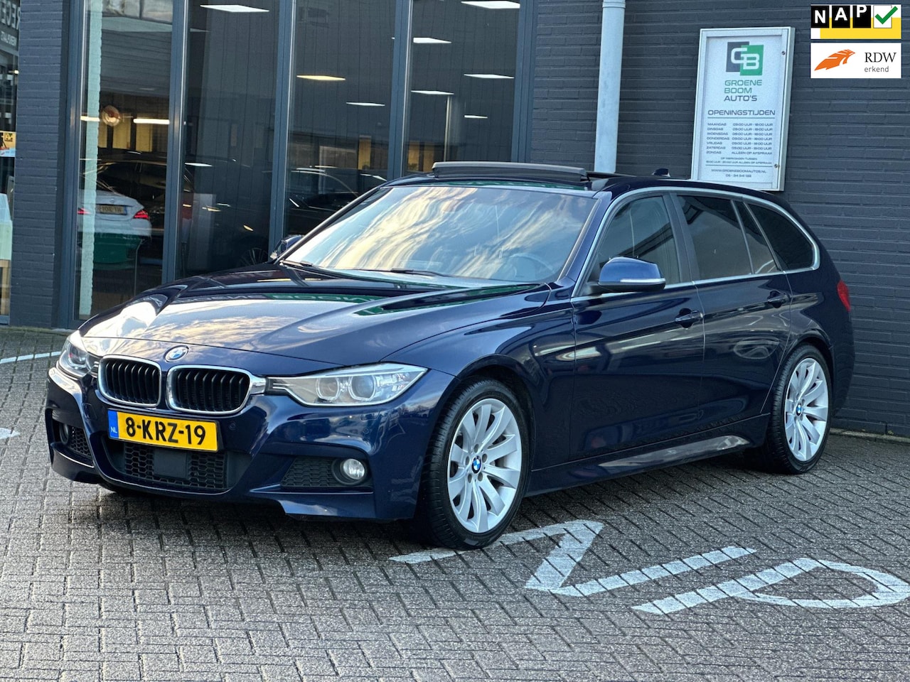 BMW 3-serie Touring - 335i High Executive/PANO-DAK/NAVI/LEDER/306 PK/NL-AUTO NAP!! - AutoWereld.nl