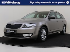 Skoda Octavia Combi - 1.2 TSI Greentech Ambition Businessline | Navigatie | Trekhaak | Stoelverwarming