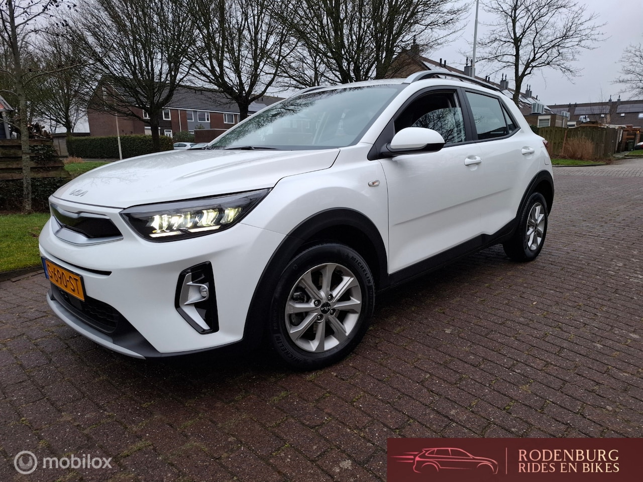 Kia Stonic - 1.0 T-GDi MHEV DynamicPlusLine 1.0 T-GDi MHEV DynamicPlusLine - AutoWereld.nl