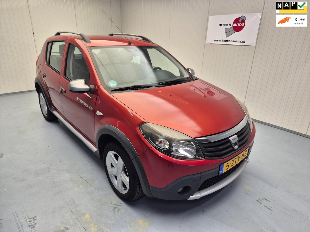 Dacia Sandero Stepway - 1.6 Airco Alu Velgen Parkeersensor Achter - AutoWereld.nl