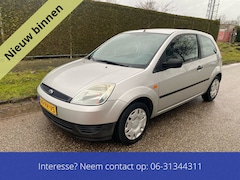 Ford Fiesta - 1.3 Ambiente zeer nette auto