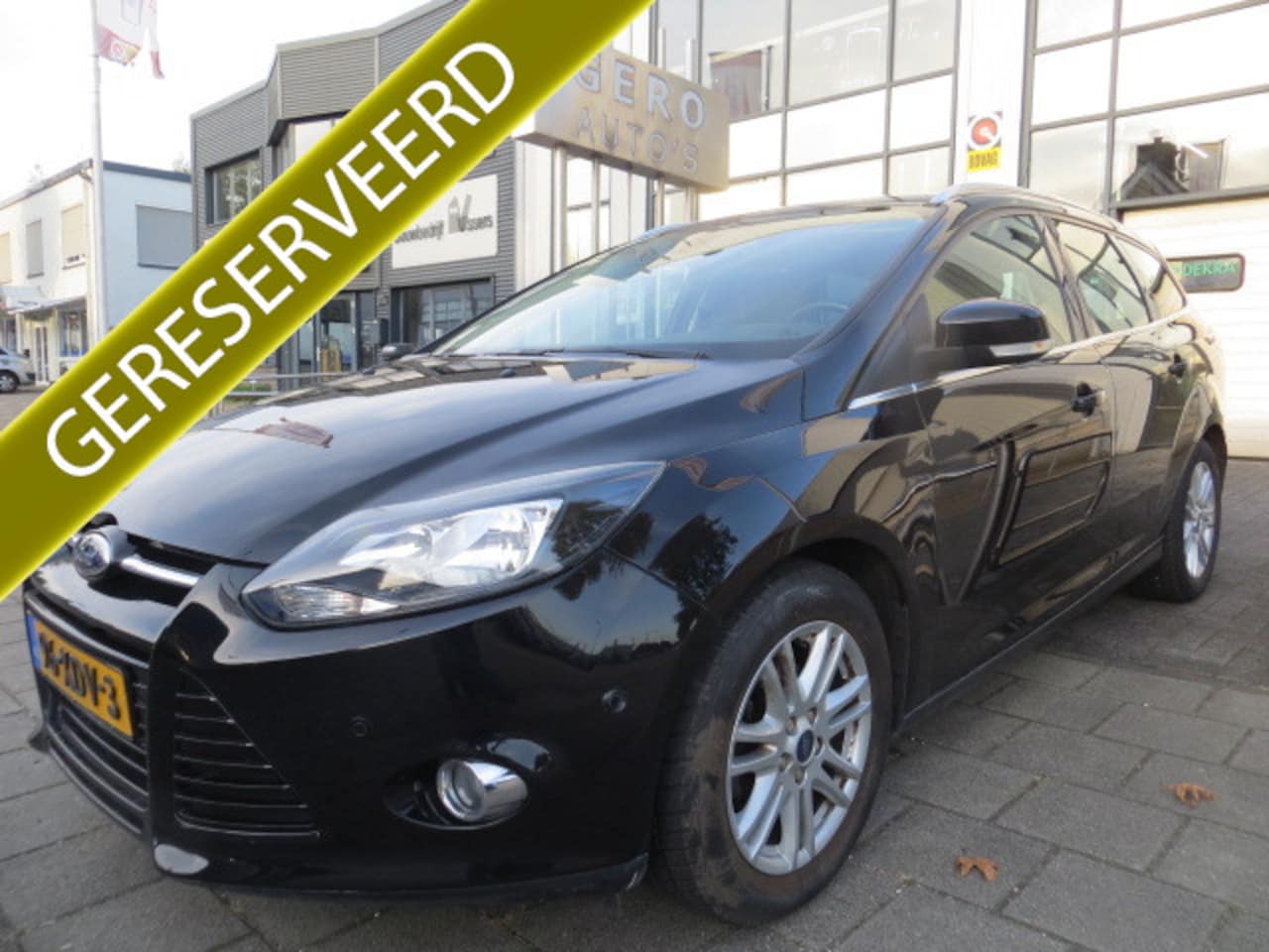 Ford Focus Wagon - 1.6 TI-VCT Titanium airco ecc ,dakrail .lmv, pdc etc - AutoWereld.nl