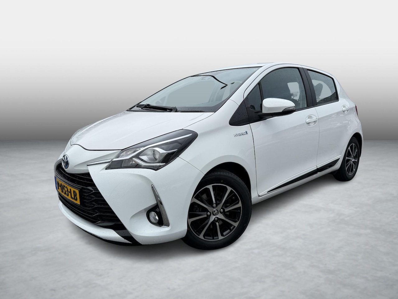 Toyota Yaris - 1.5 Hybrid Design Sport 1.5 Hybrid Design Sport - AutoWereld.nl