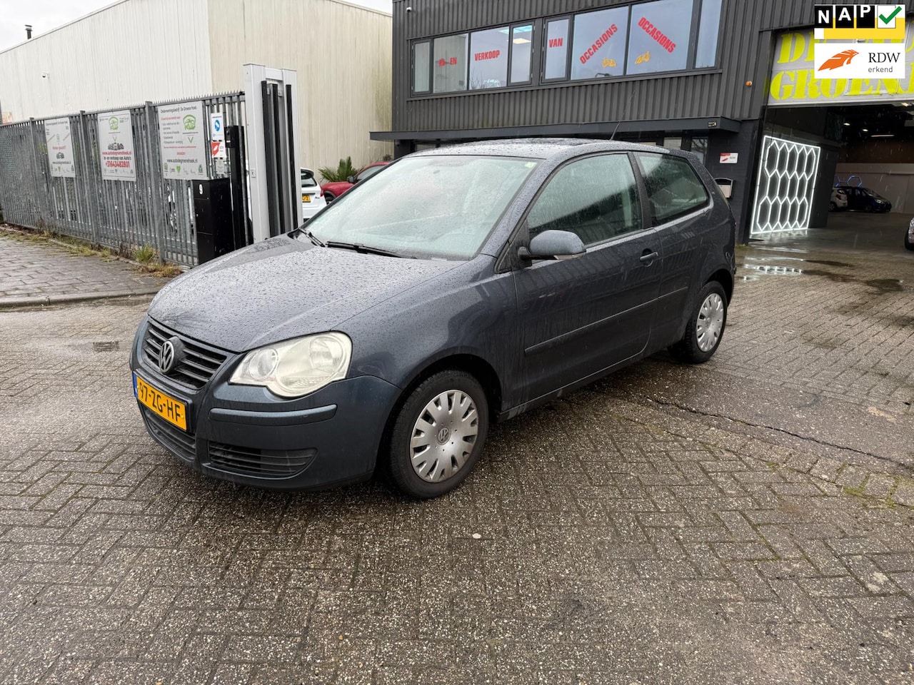 Volkswagen Polo - 1.4-16V Optive l 2e eigenaar! - AutoWereld.nl