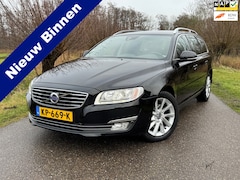 Volvo V70 - 2.0 T4 Polar+ / 1ste Eigenaar / Elektrische stoelen / Stoelverwarming + Ventilatie / Schui