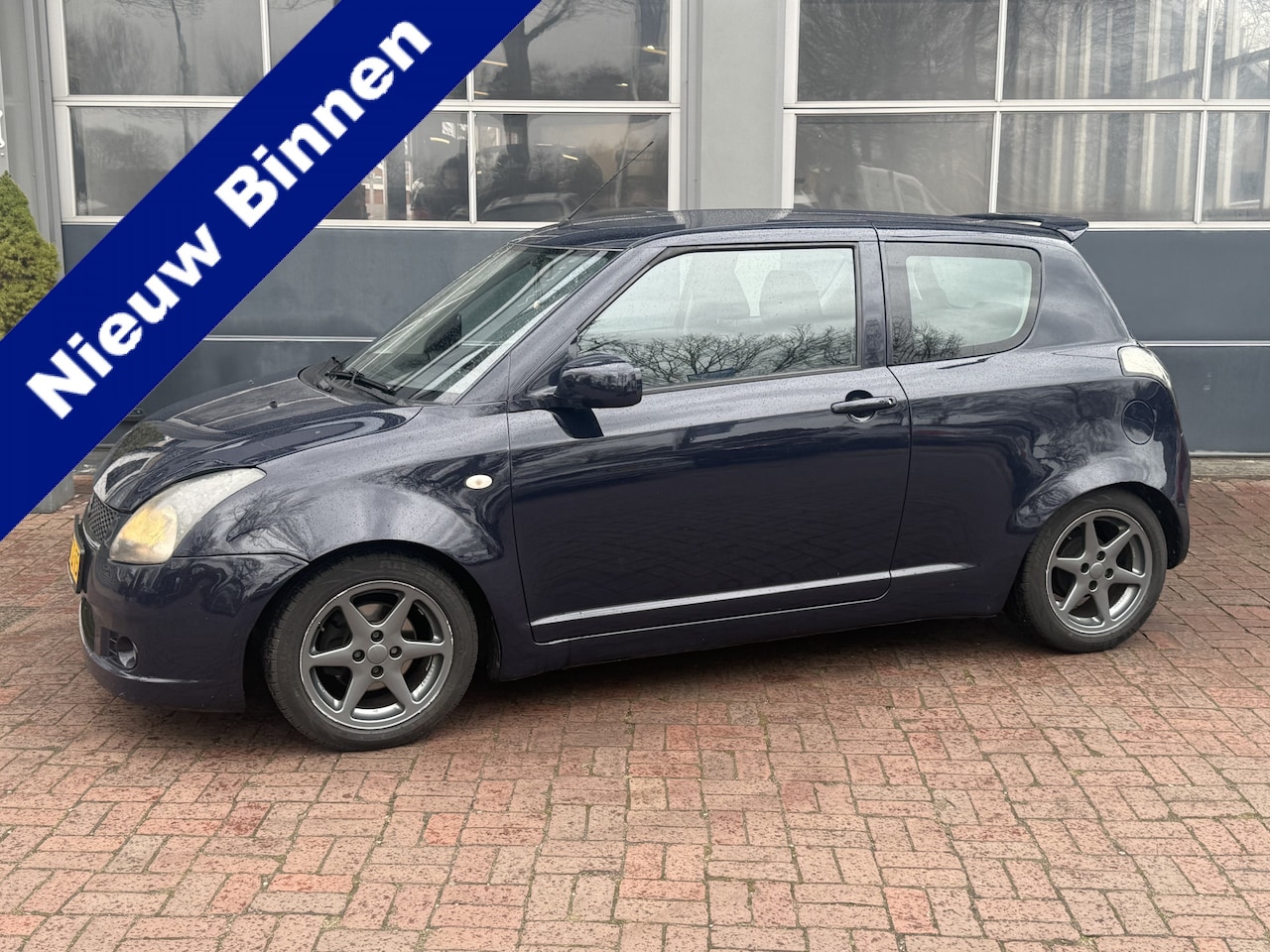 Suzuki Swift - 1.5 GLS 102PK Bj 2005 Km 153.000 Sportief !! - AutoWereld.nl