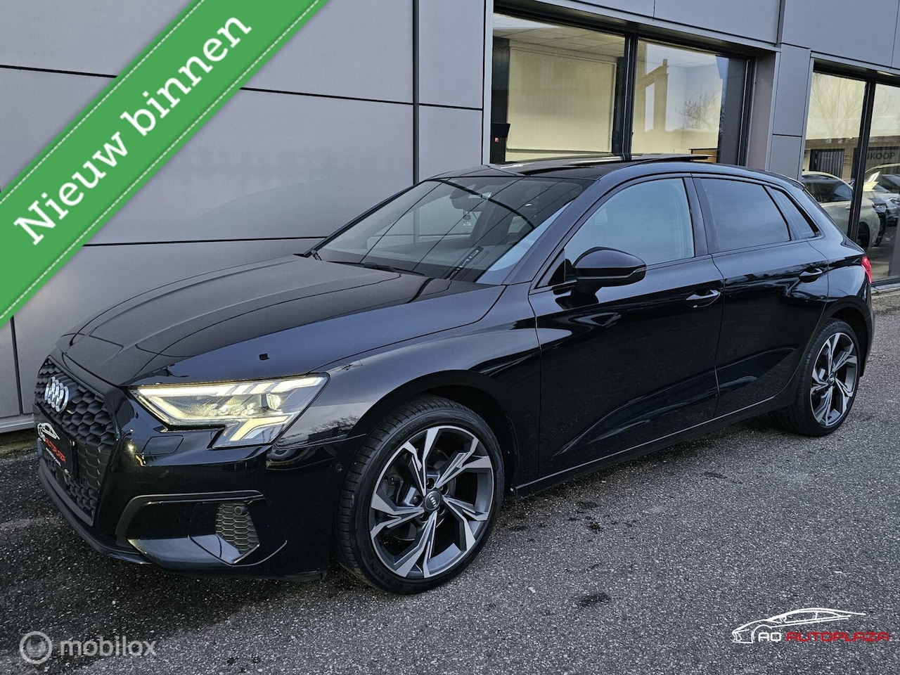 Audi A3 Sportback - 35 TFSI S-line Panorama/Virtual/Carplay - AutoWereld.nl