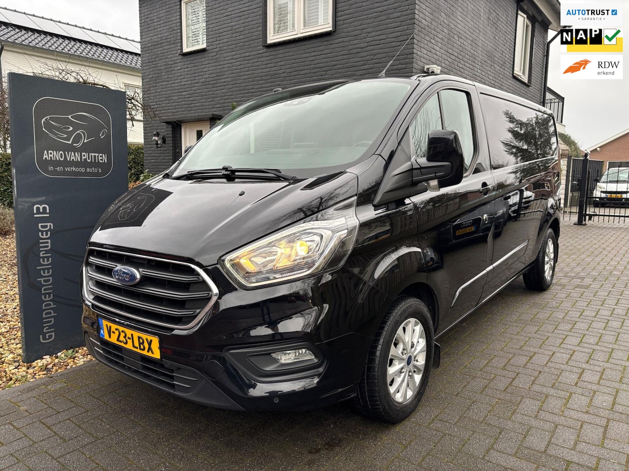 Ford Transit Custom - 300 2.0 TDCI L2 Limited Automaat - AutoWereld.nl