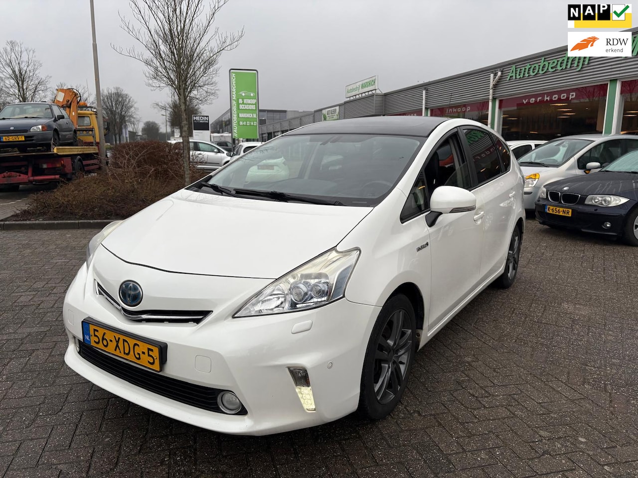 Toyota Prius Wagon - 1.8 Dynamic Business 96g |7PERSOONS|PANODAK|NAP| - AutoWereld.nl