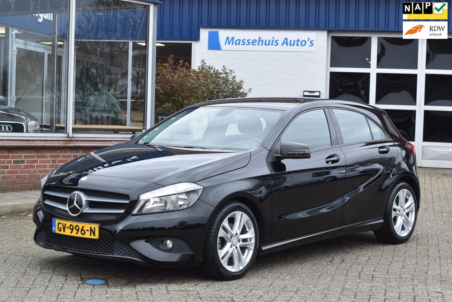 Mercedes-Benz A-klasse - 180 Economy 72dkm (NAP) 17" all-season Clima 5-drs NL-auto Nieuwstaat Nwe APK - AutoWereld.nl