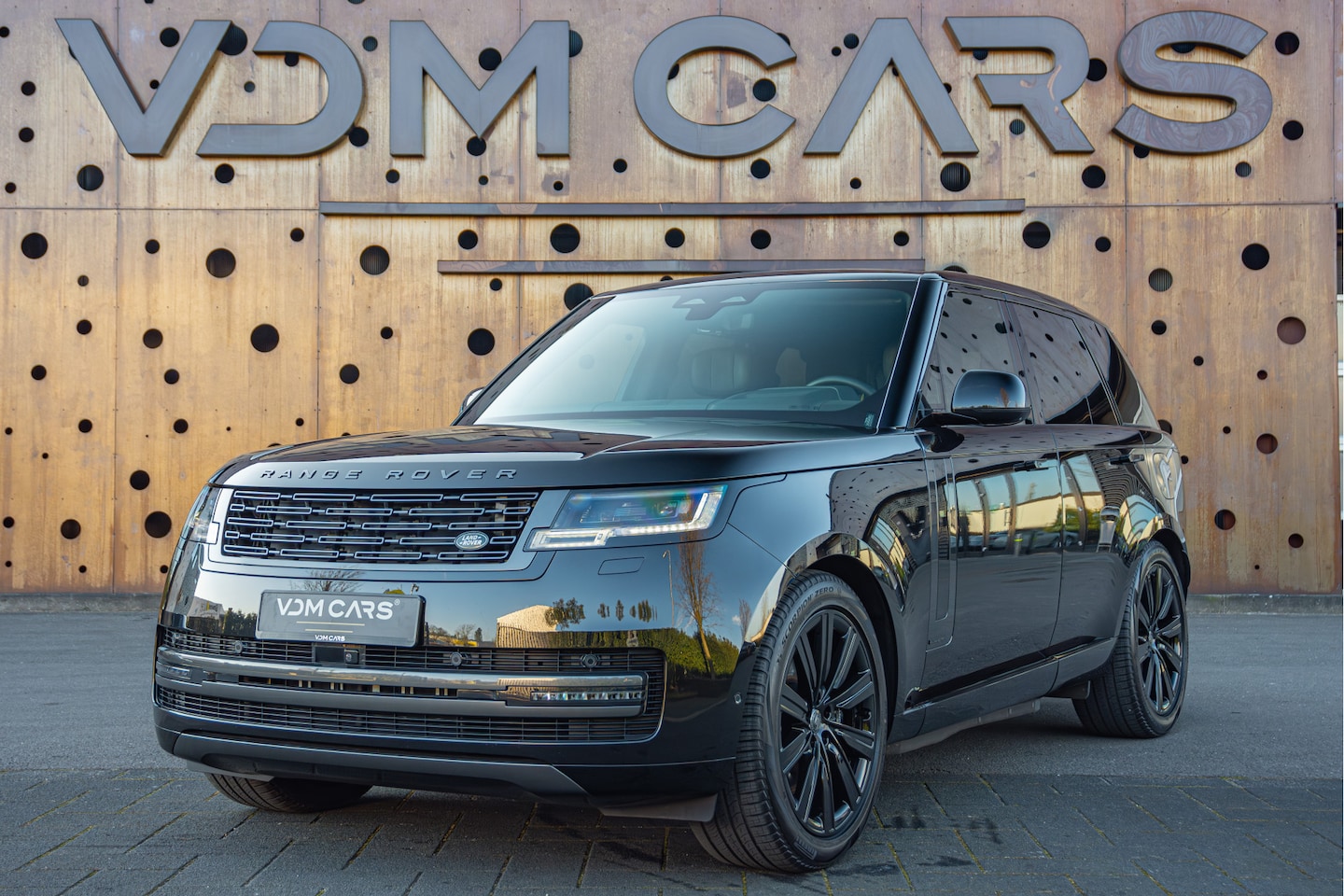 Land Rover Range Rover - P550 E Autobiography I Panorama dak I Head-Up I 22" I Shadow pack I - AutoWereld.nl