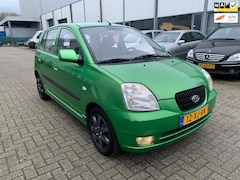 Kia Picanto - 1.0 D-light Airco Bluetooth Rijdt en schakelt perfect Zeer zuinig in verbruik en belasting