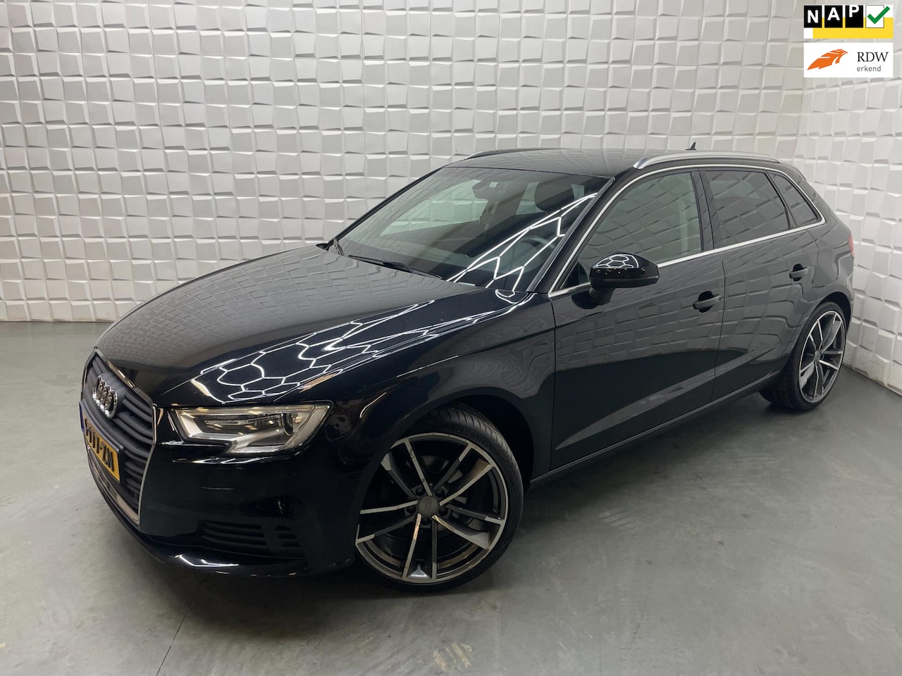 Audi A3 Sportback - 1.5 TFSI CoD Sport VIRTUAL PDC AUTOMAAT - AutoWereld.nl