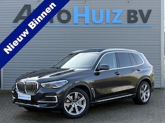 BMW X5 - xDrive45e High Executive xLine Panoramadak Trekhaak 4wielbesturing Laser Licht Luchtvering