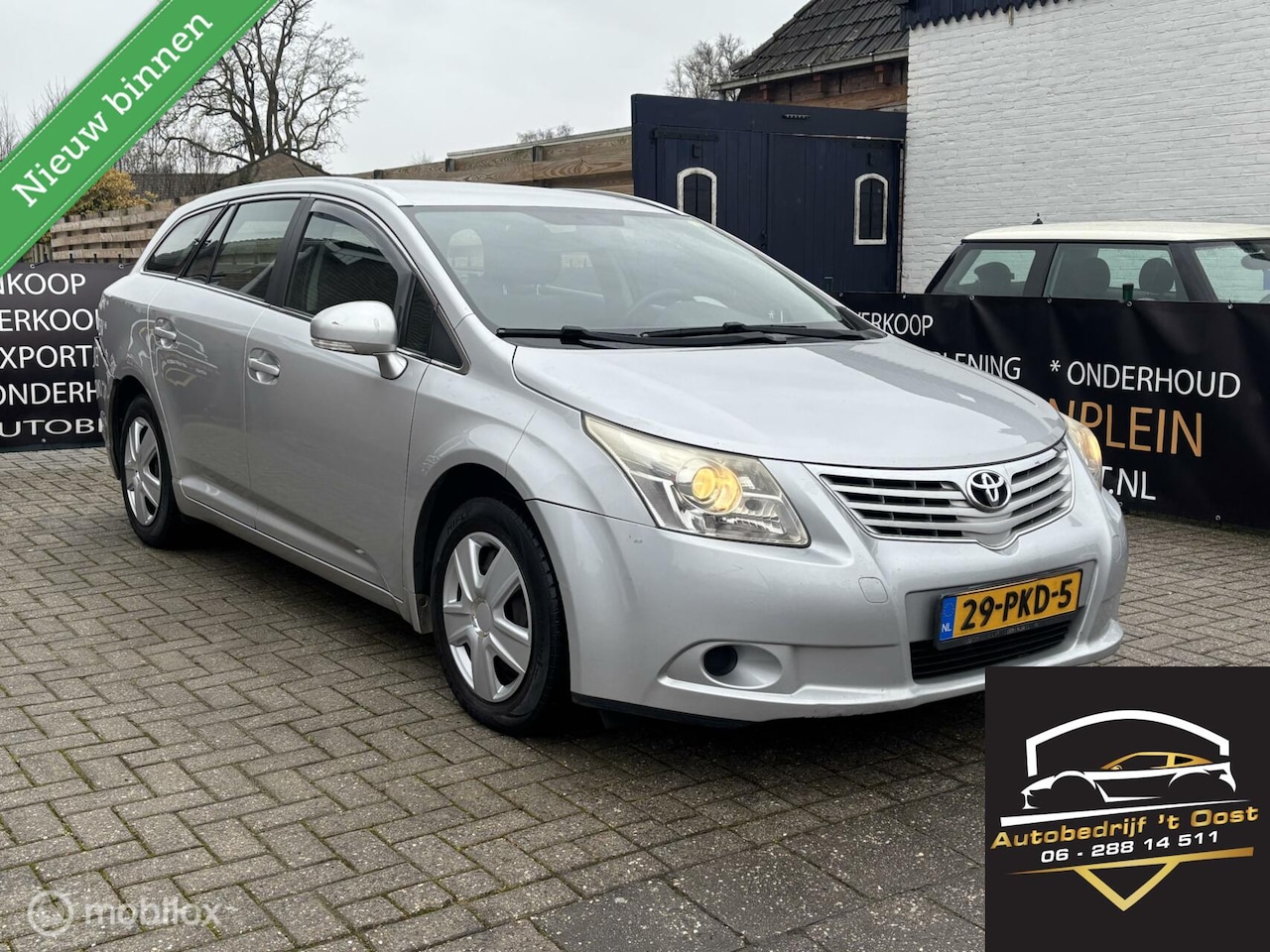 Toyota Avensis Wagon - 2.0 D-4D Comfort 2.0 D-4D Comfort ( export ) - AutoWereld.nl