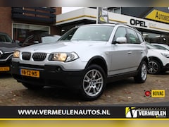 BMW X3 - 2.5i Executive Automaat + 17"/ Airco/ Cruise/ Trekhaak/ NL auto