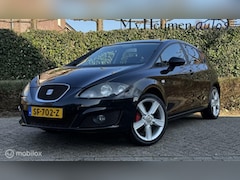 Seat Leon - 1.4 TSI Sport CarPlay Nieuwe APK Sportstoelen 18" Climate Cruise