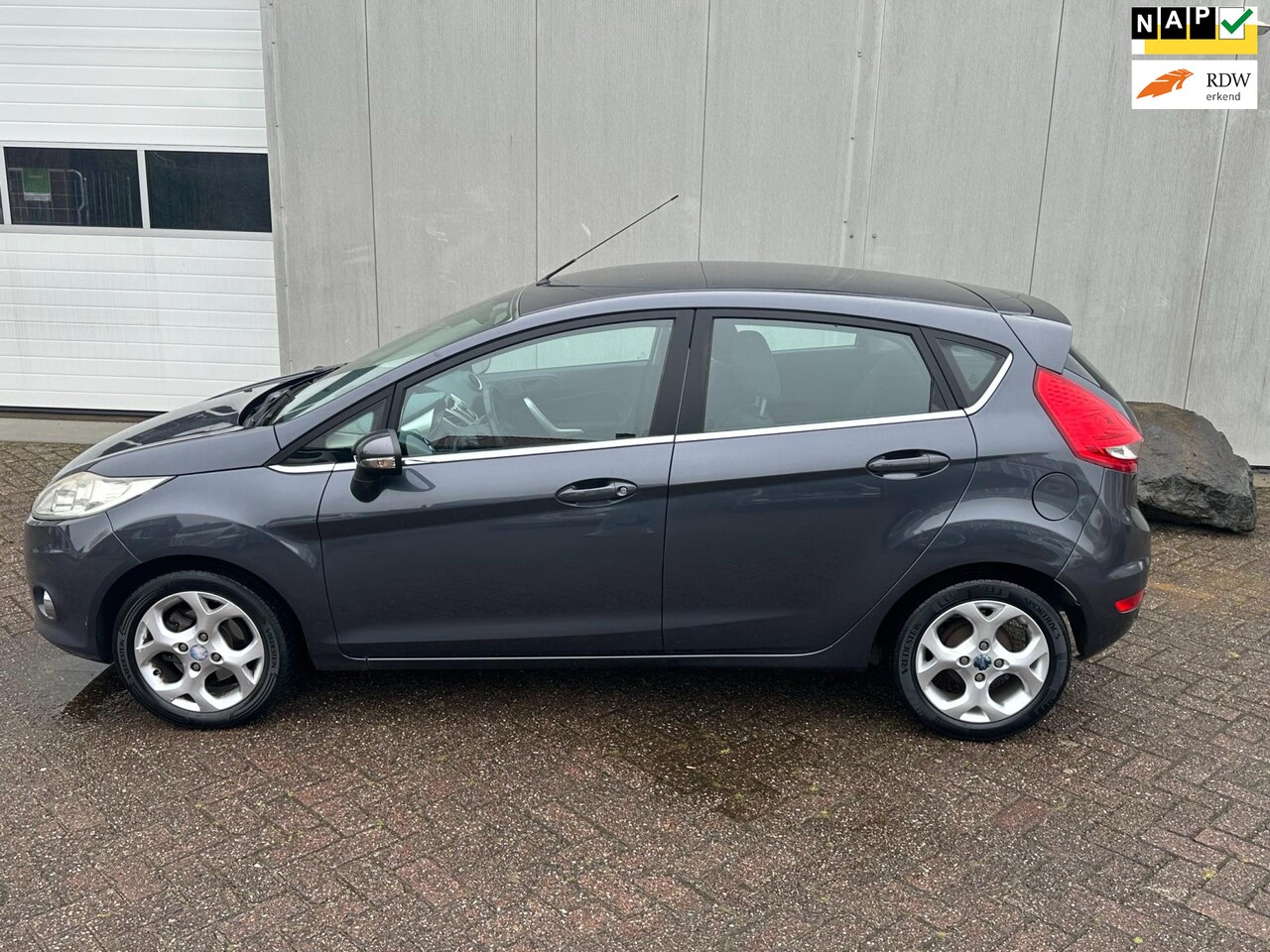 Ford Fiesta - 1.6 Titanium 1.6 Titanium - AutoWereld.nl