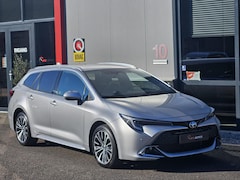 Toyota Corolla - Hybrid 140PK TEAM D 18DKM, GROOT SCHERM, WINTERPAKKET, LED