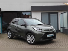 Toyota Aygo X - 1.0 VVT-i MT Pulse Bi Tone, Adap Cruise, Lane Assist, Winter Pack, Camera, All Season