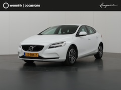 Volvo V40 - 2.0 T2 Momentum | Navigatie | Led Koplampen | Stoelverwarming | Climate Control| Parkeerse