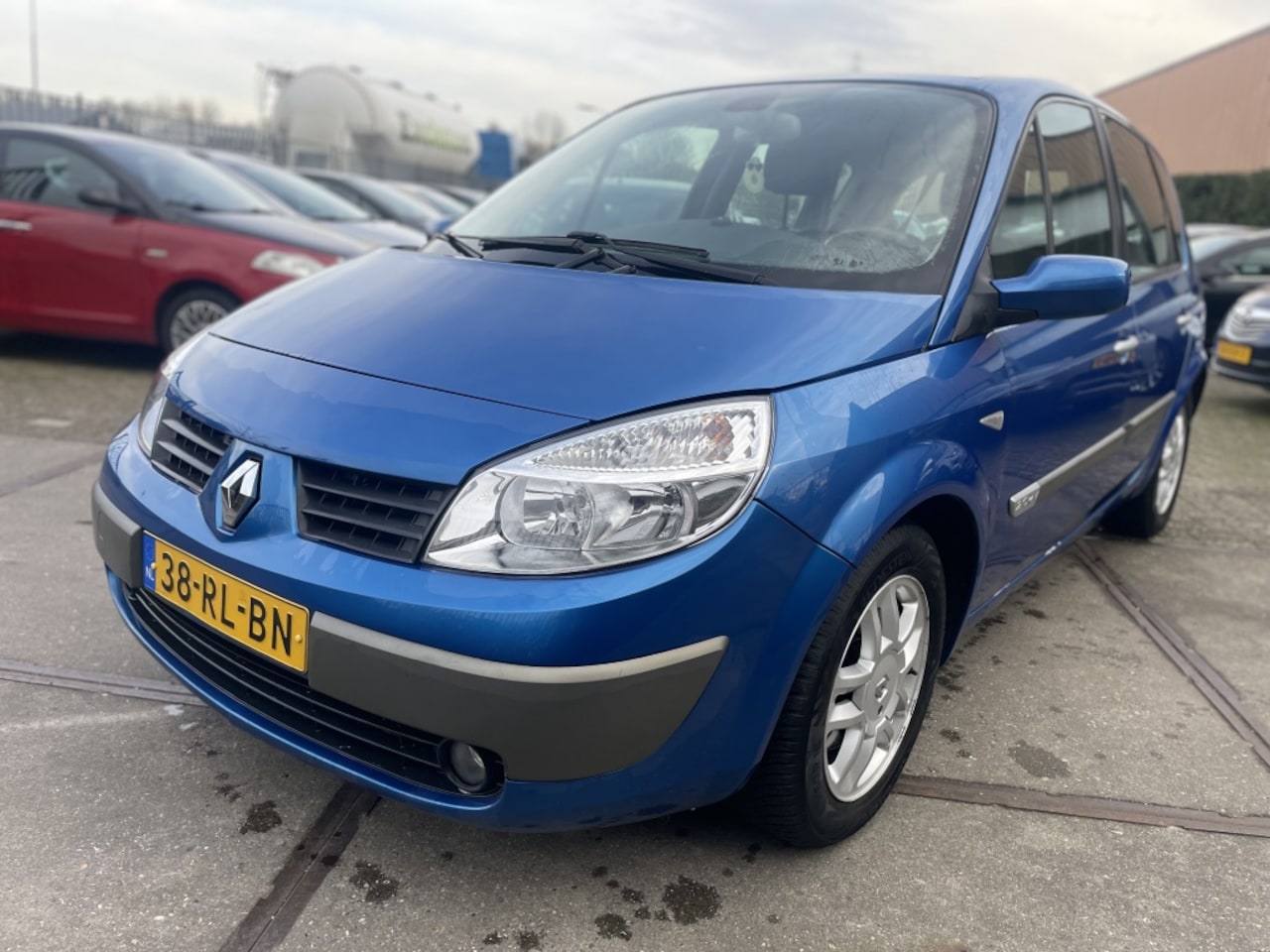 Renault Scénic - 2.0-16V Priv.Luxe AUTOMAAT! - AutoWereld.nl