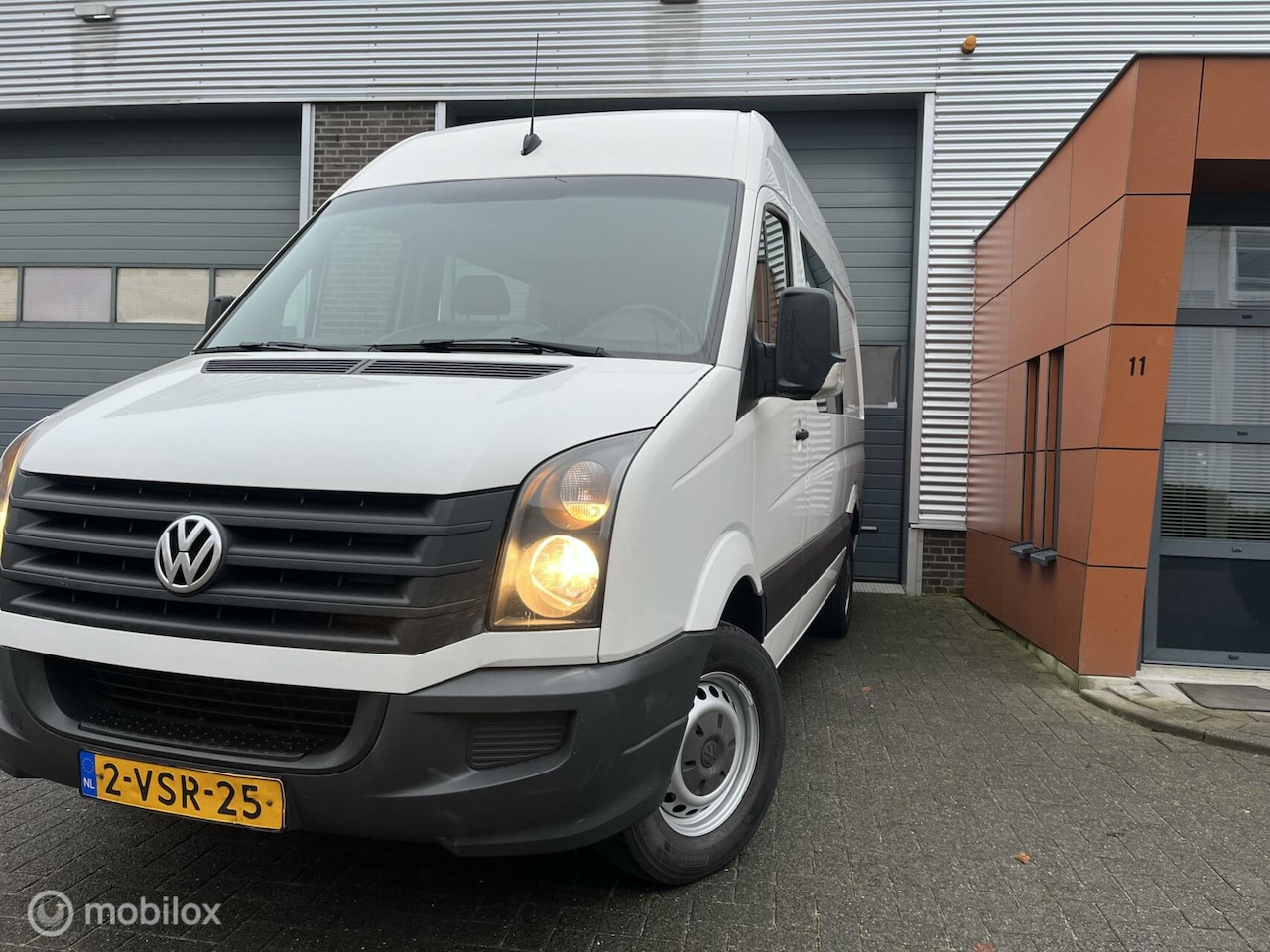 Volkswagen Crafter - Bestel 46 2.0 TDI L2H2 BM DC - AutoWereld.nl