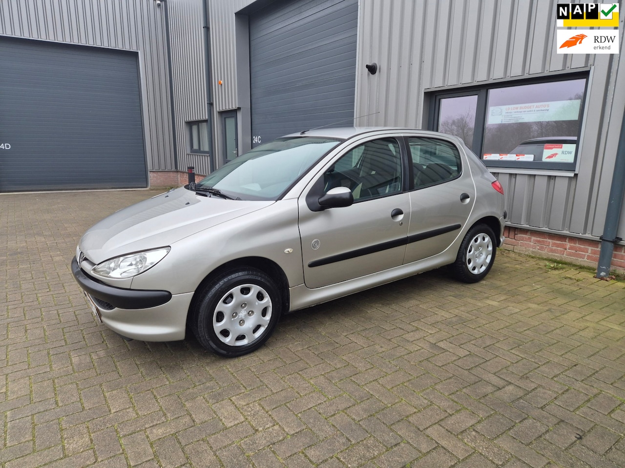 Peugeot 206 - 1.4 X-Design ACTIE WEEK TOP OCCASION - AutoWereld.nl