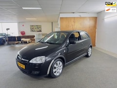 Opel Corsa - 1.2-16V Silverline Apk Nieuw, Airco, Cruise, N.A.P, Lm velgen, 2 sleutels + Boekjes, Topst