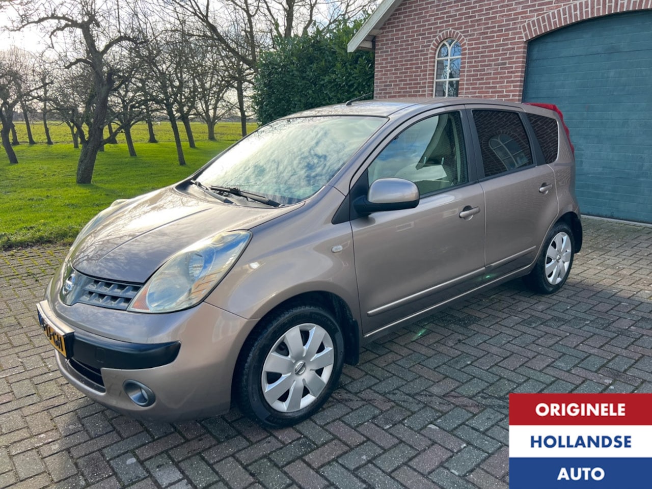 Nissan Note - 1.6 First Note Airco Trekhaak Dealer Onderhouden - AutoWereld.nl